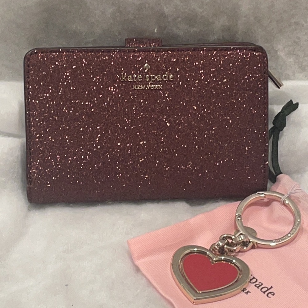 ❤️SALE💕Kate Spade Glitter wallet with Heart Spinner Keychain